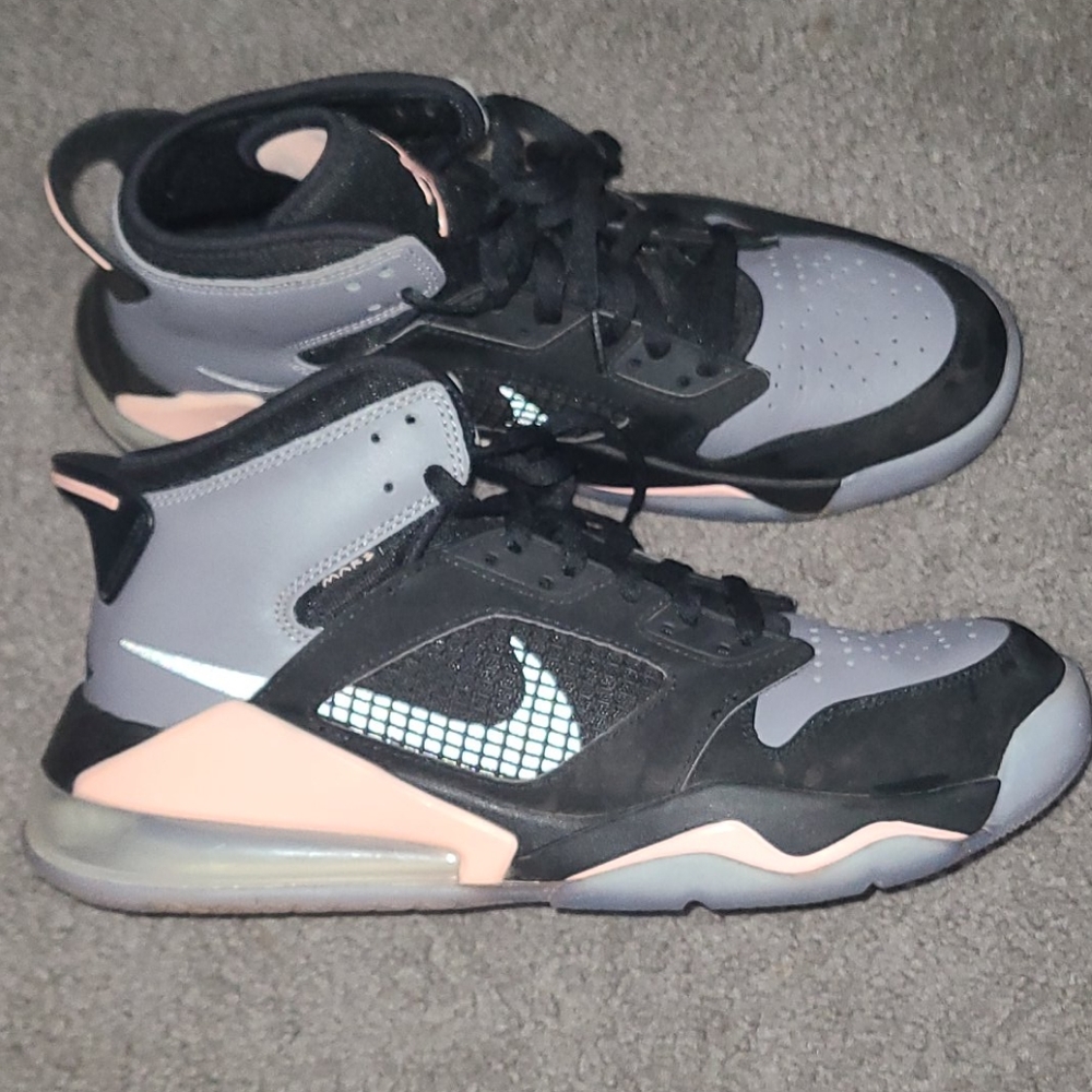 JORDAN MARS 270. Size 10